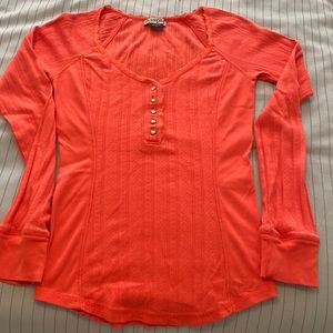 Women’s guess top